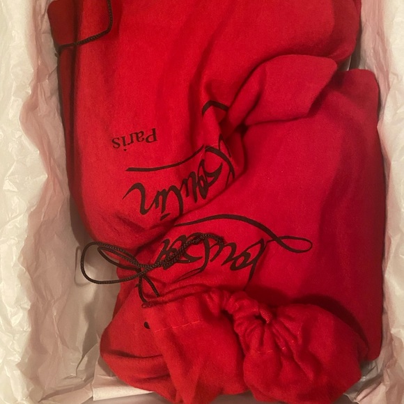 NWT Christian Louboutin - Picture 3 of 5
